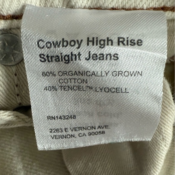 Reformation Cowboy High Rise Straight Jeans in Almond Cream size 24 - Picture 10 of 10